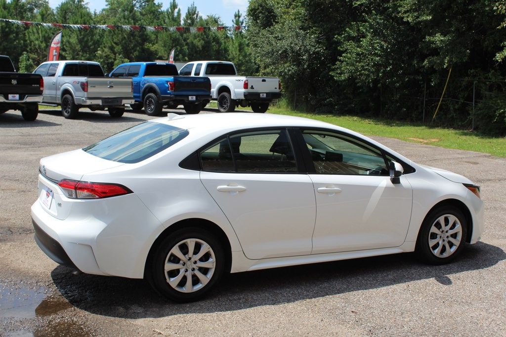 2023 Toyota Corolla Image 12