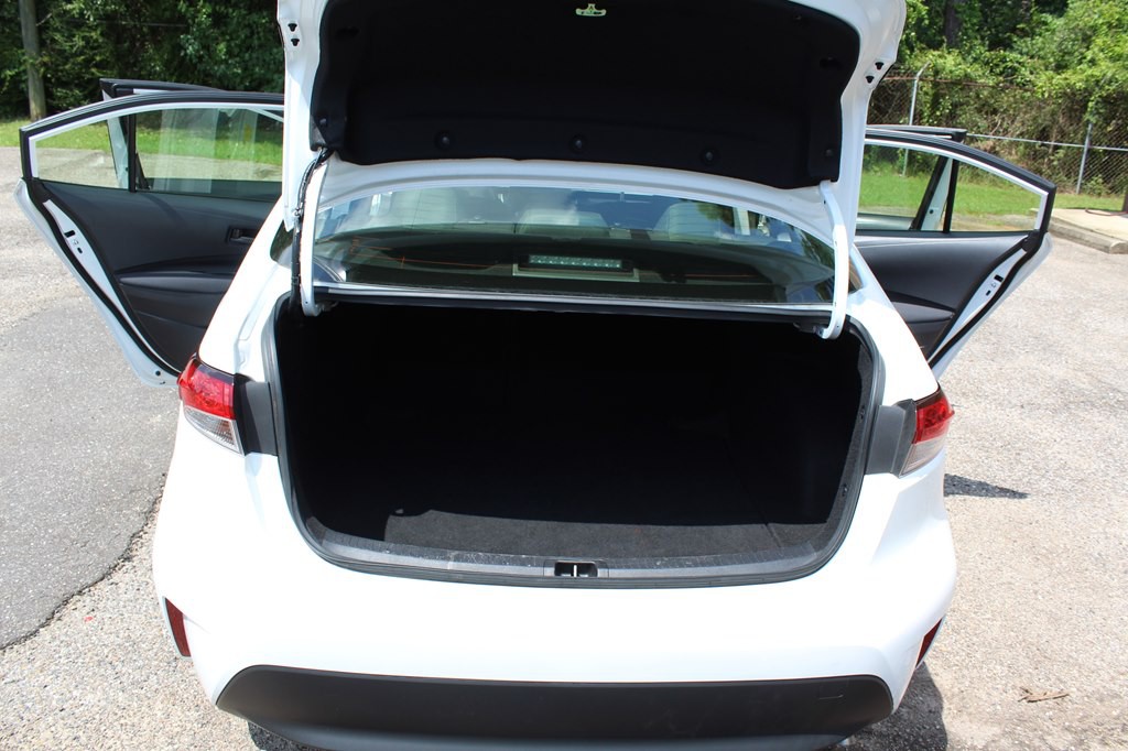 2023 Toyota Corolla Image 16