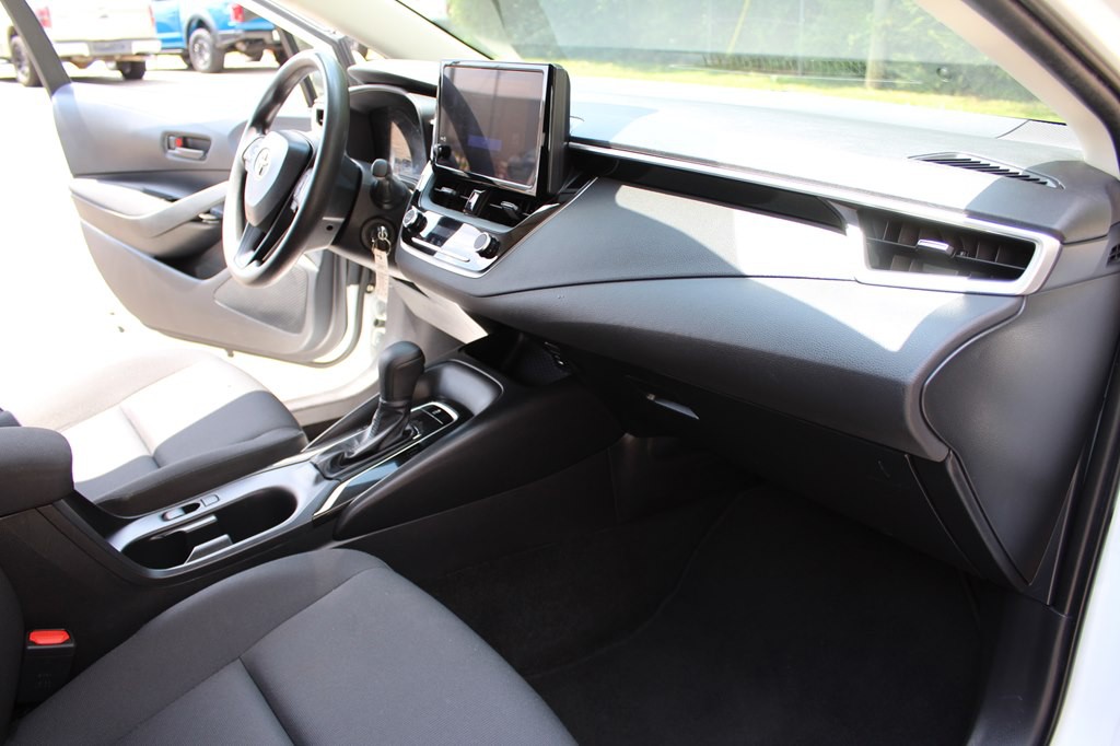 2023 Toyota Corolla Image 24