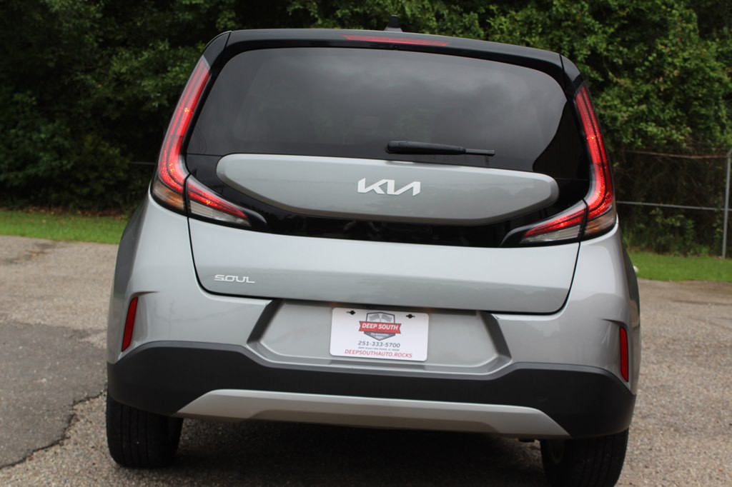 2024 Kia Soul Image 14