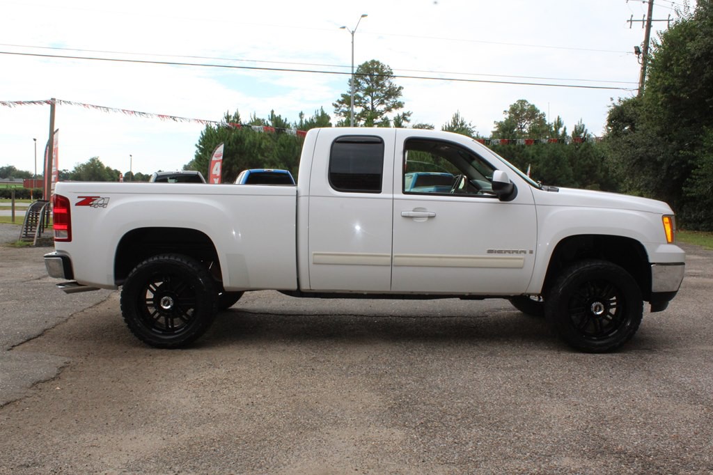 2008 GMC Sierra Image 13