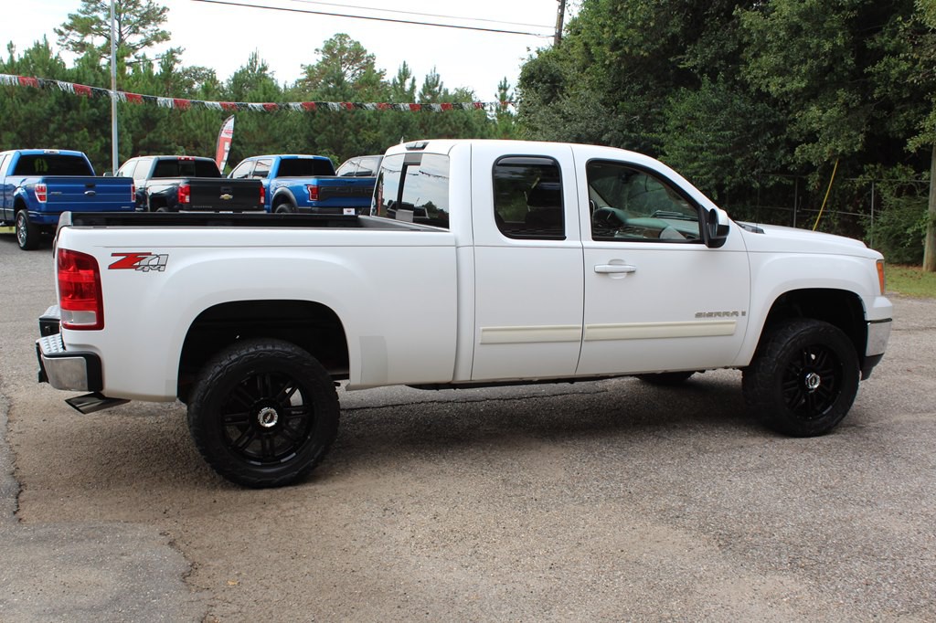 2008 GMC Sierra Image 14