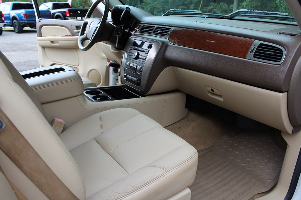 2008 GMC Sierra Image 30