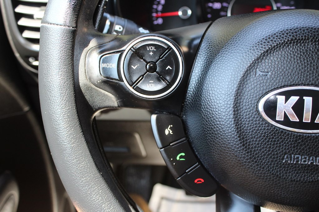 2015 Kia Soul Image 39