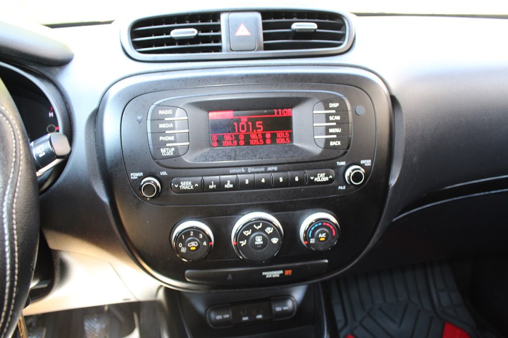 2015 Kia Soul Image 41