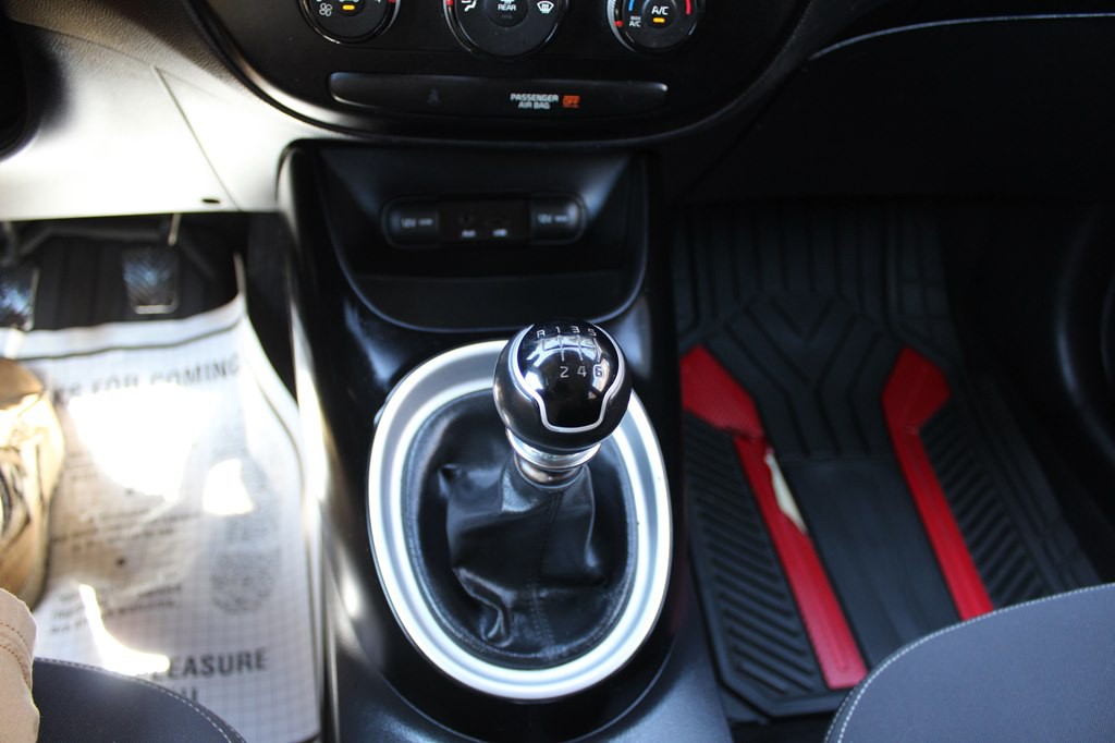 2015 Kia Soul Image 42
