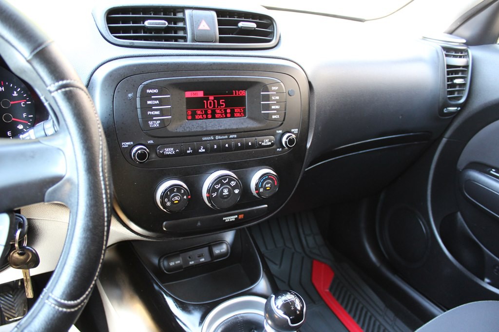 2015 Kia Soul Image 43