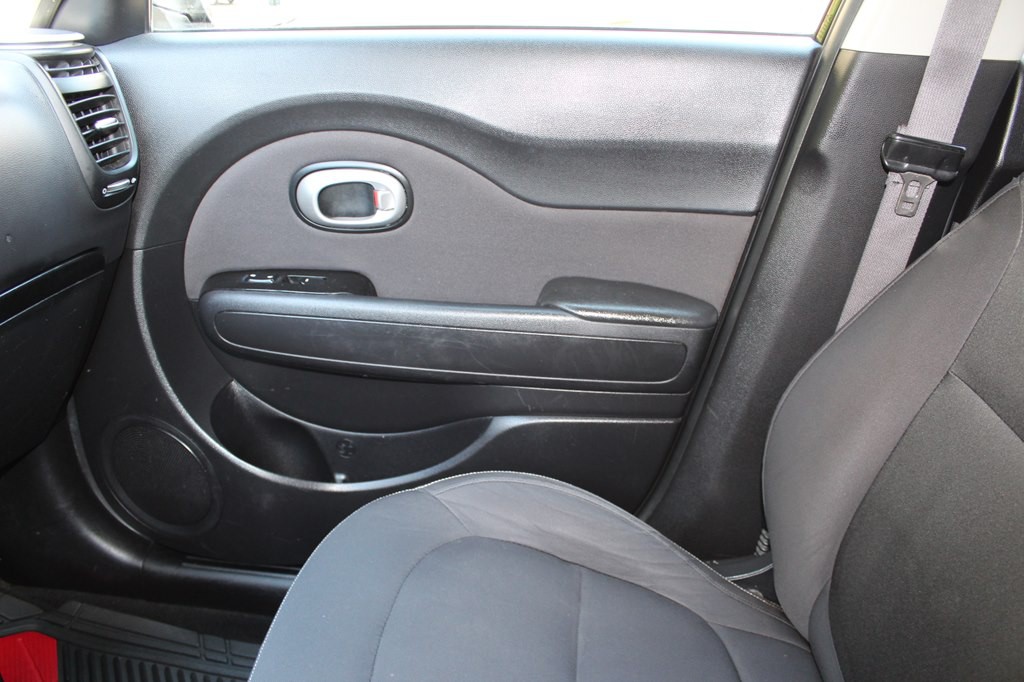 2015 Kia Soul Image 44