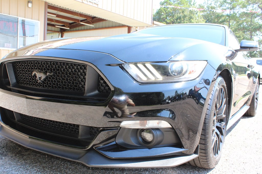 2017 Ford Mustang Image 3