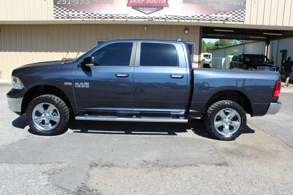 2016 RAM 1500 Image 4