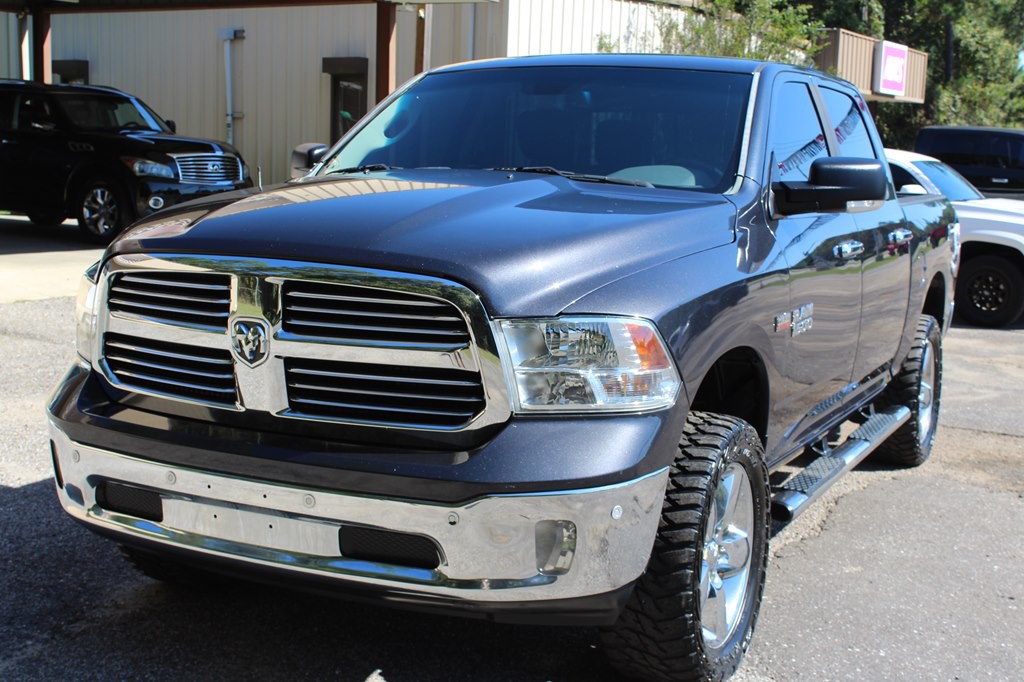 2016 RAM 1500 Image 7