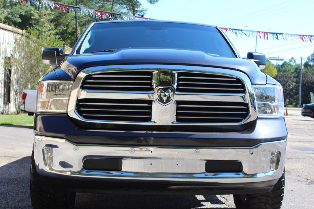 2016 RAM 1500 Image 8