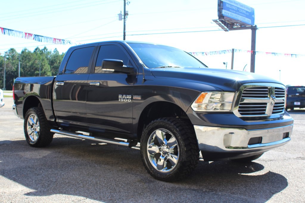 2016 RAM 1500 Image 11