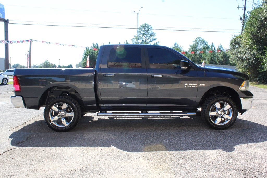 2016 RAM 1500 Image 13