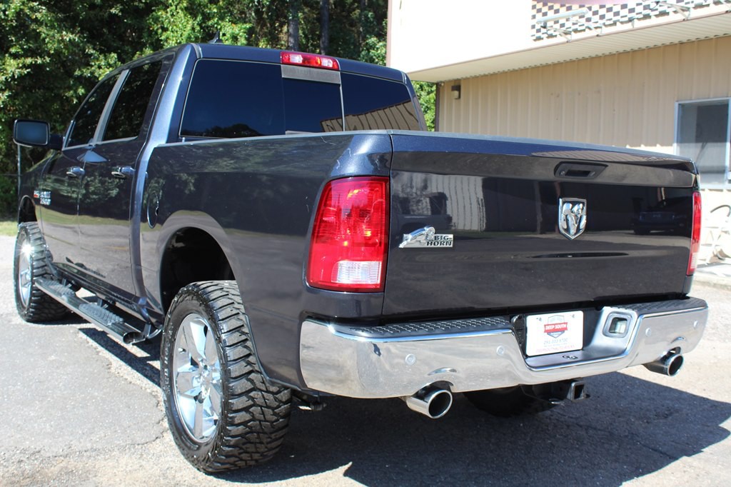 2016 RAM 1500 Image 17