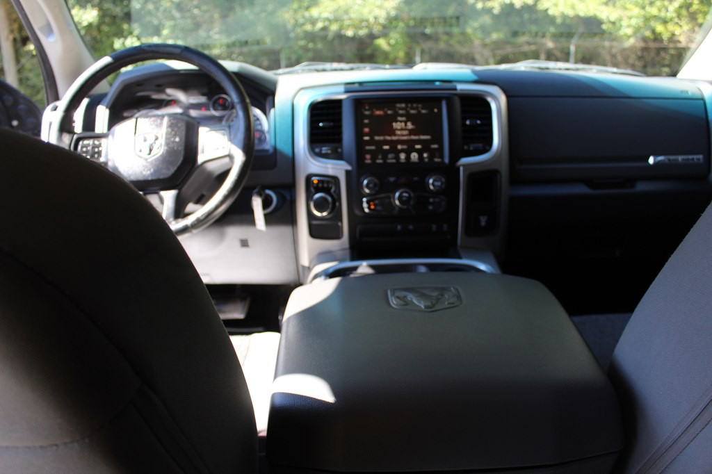 2016 RAM 1500 Image 33