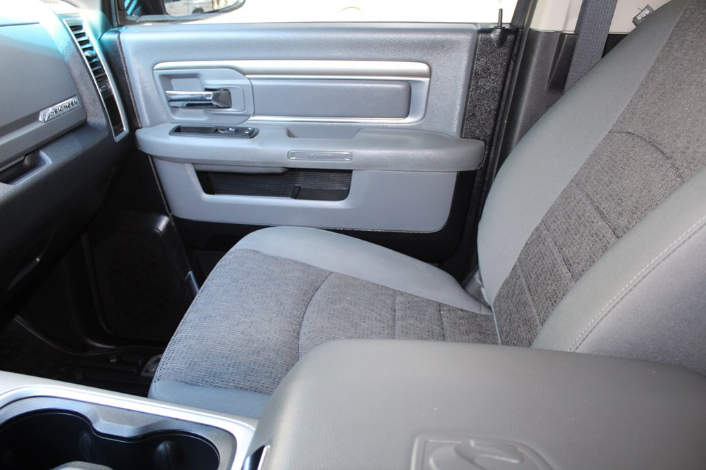 2016 RAM 1500 Image 43