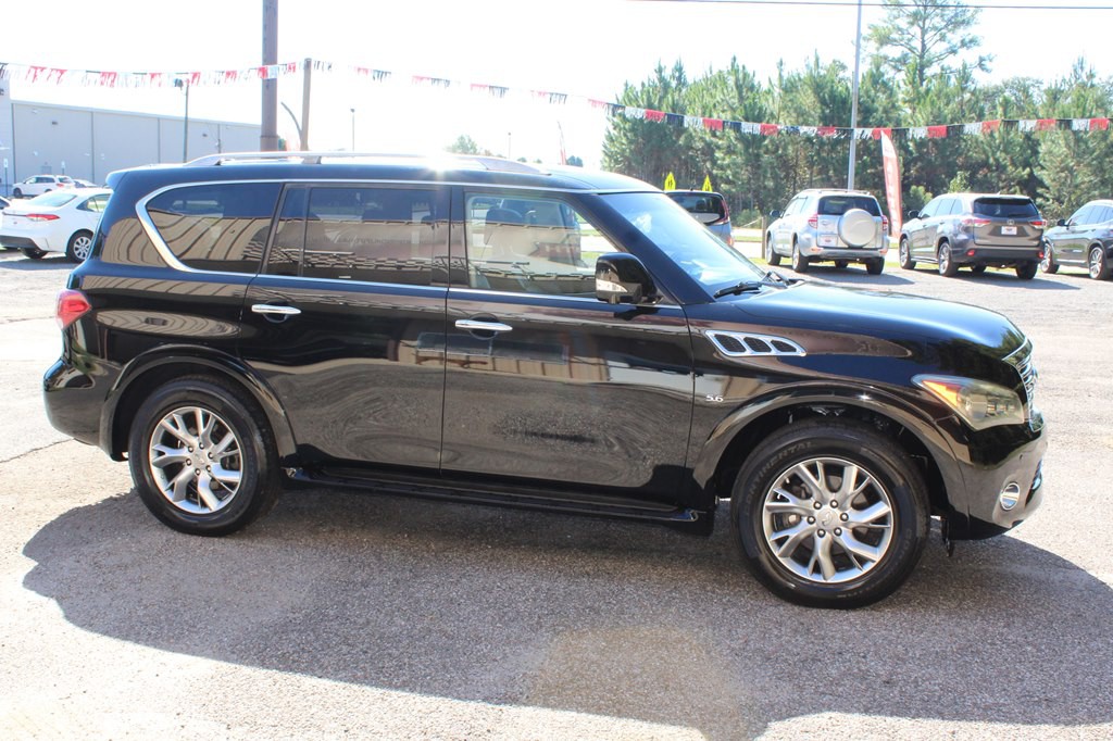 2014 INFINITI QX80 Image 12