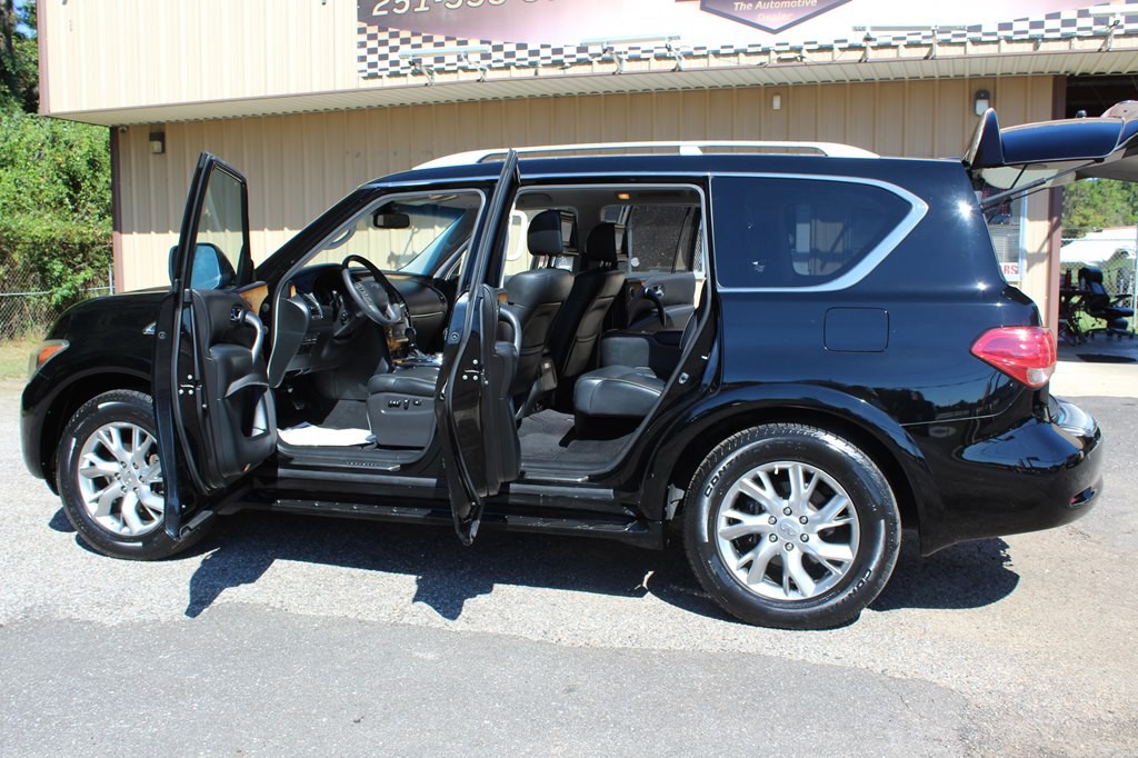 2014 INFINITI QX80 Image 21