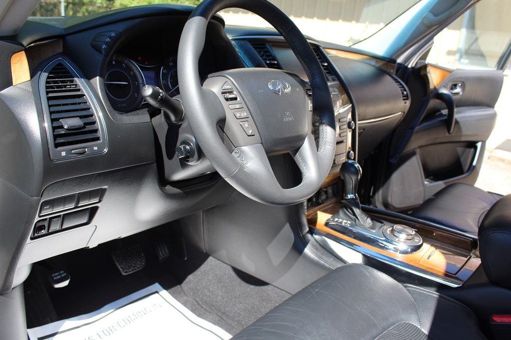 2014 INFINITI QX80 Image 26