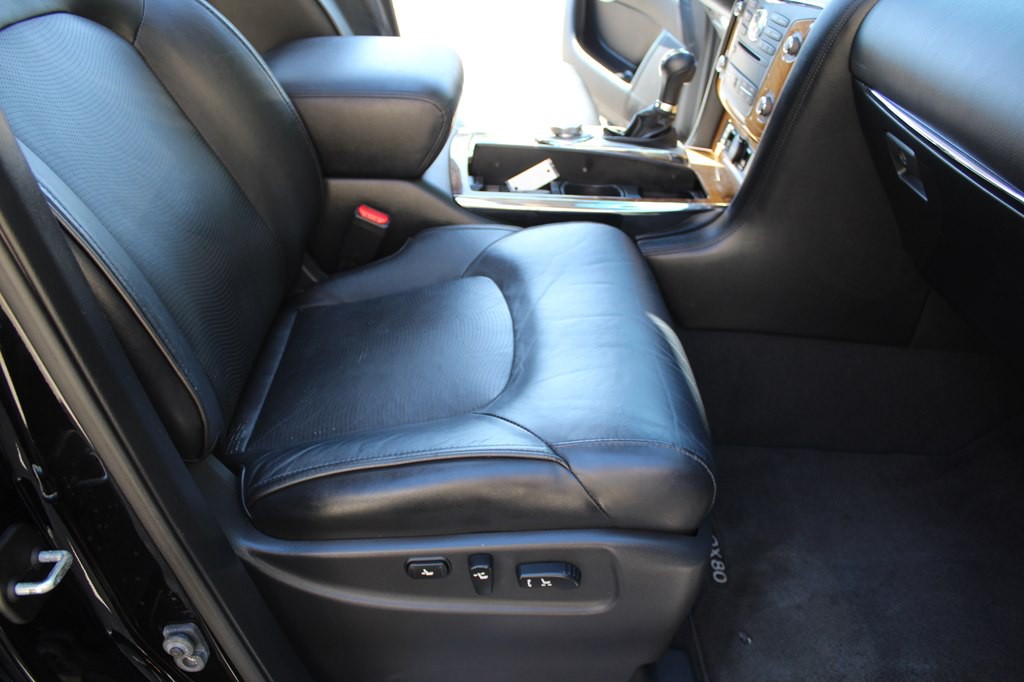 2014 INFINITI QX80 Image 28
