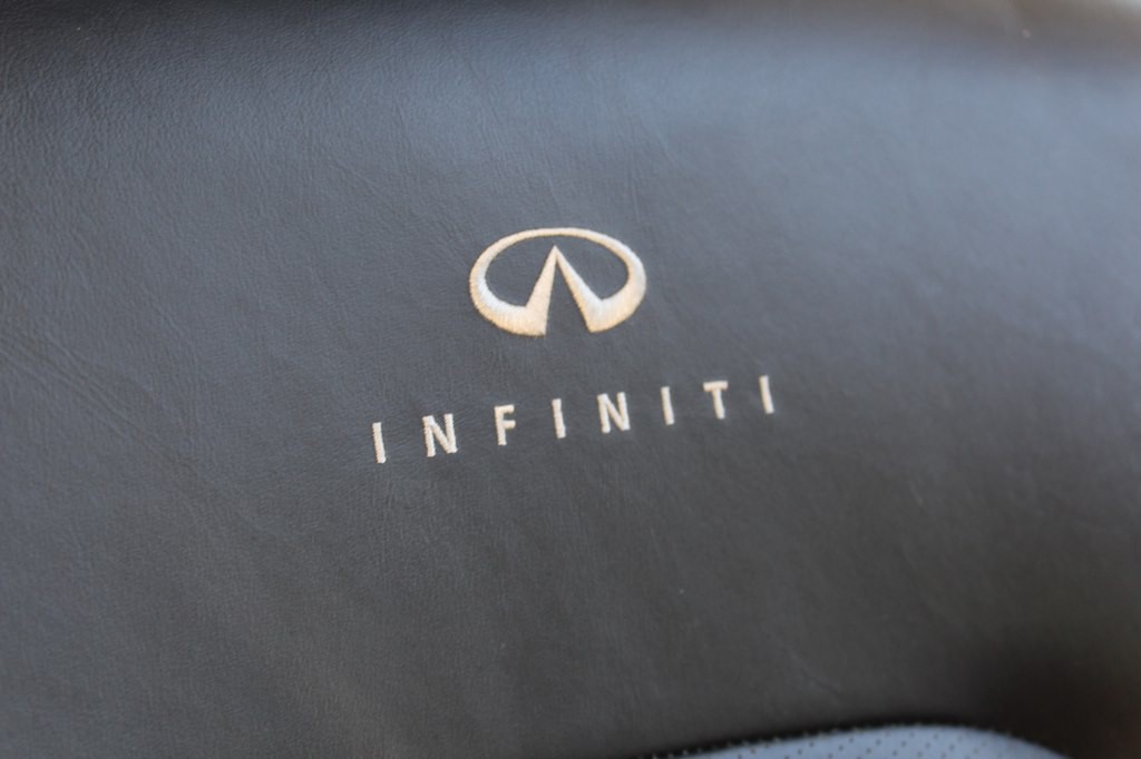 2014 INFINITI QX80 Image 30