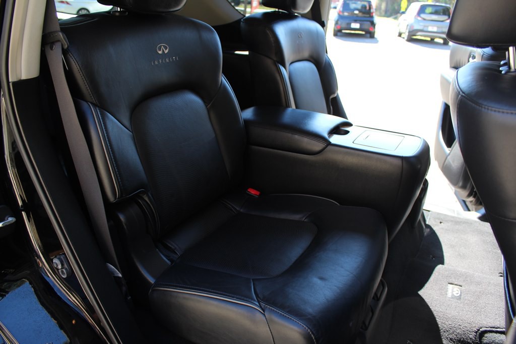 2014 INFINITI QX80 Image 31