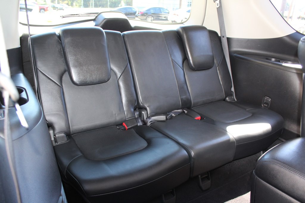 2014 INFINITI QX80 Image 34