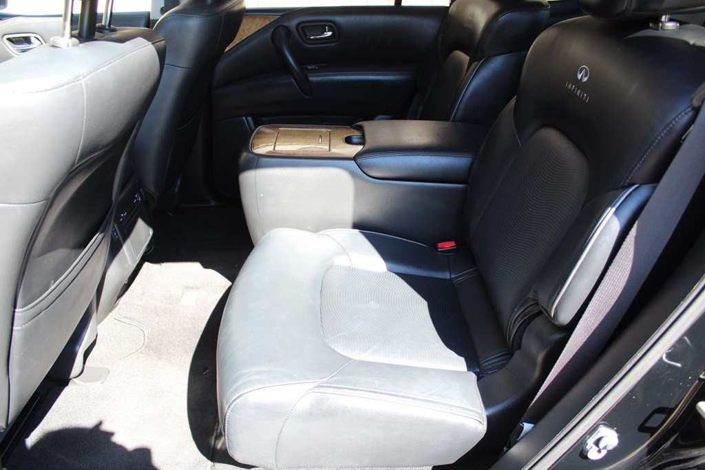 2014 INFINITI QX80 Image 35