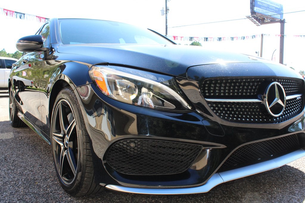 2018 Mercedes-Benz C-Class Image 2