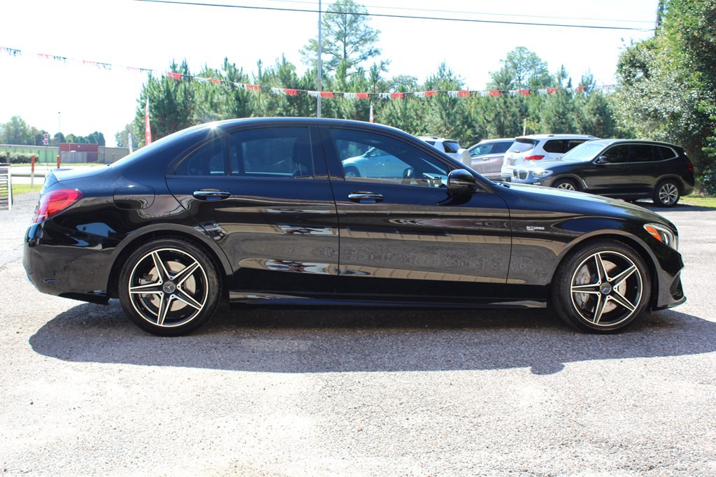 2018 Mercedes-Benz C-Class Image 12