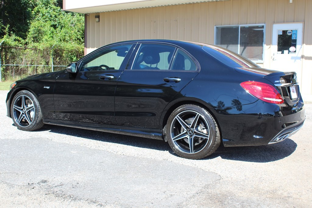 2018 Mercedes-Benz C-Class Image 17