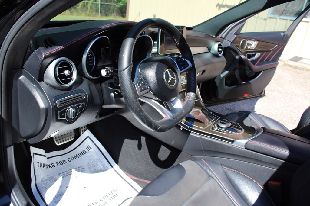 2018 Mercedes-Benz C-Class Image 24