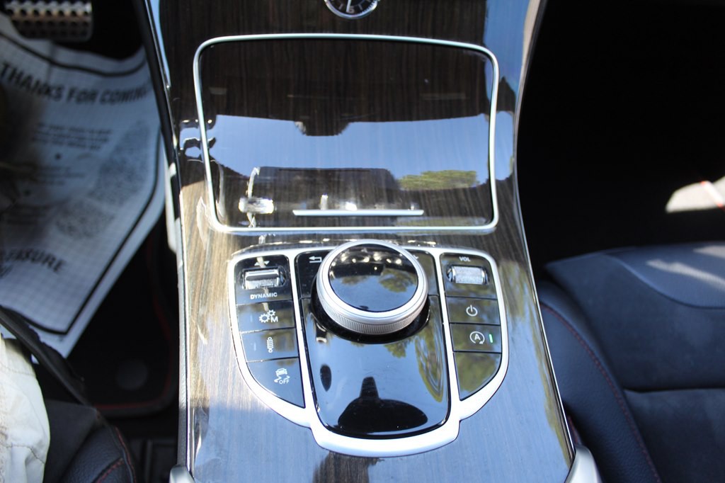 2018 Mercedes-Benz C-Class Image 43