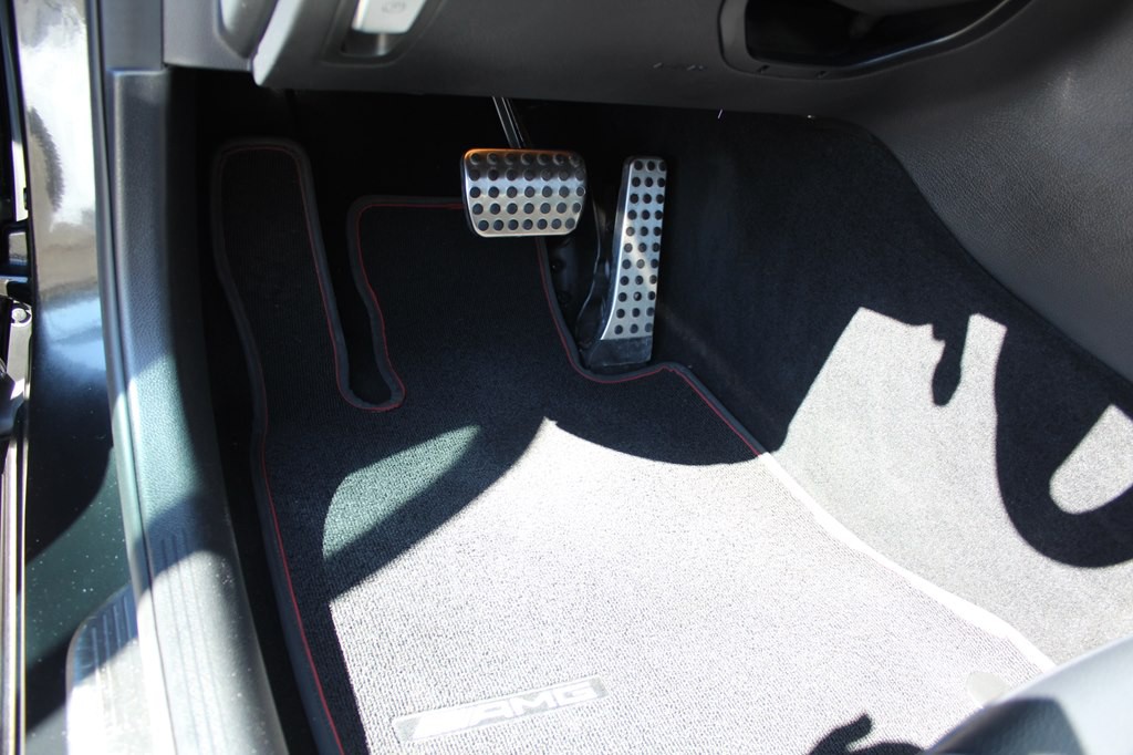 2018 Mercedes-Benz C-Class Image 52