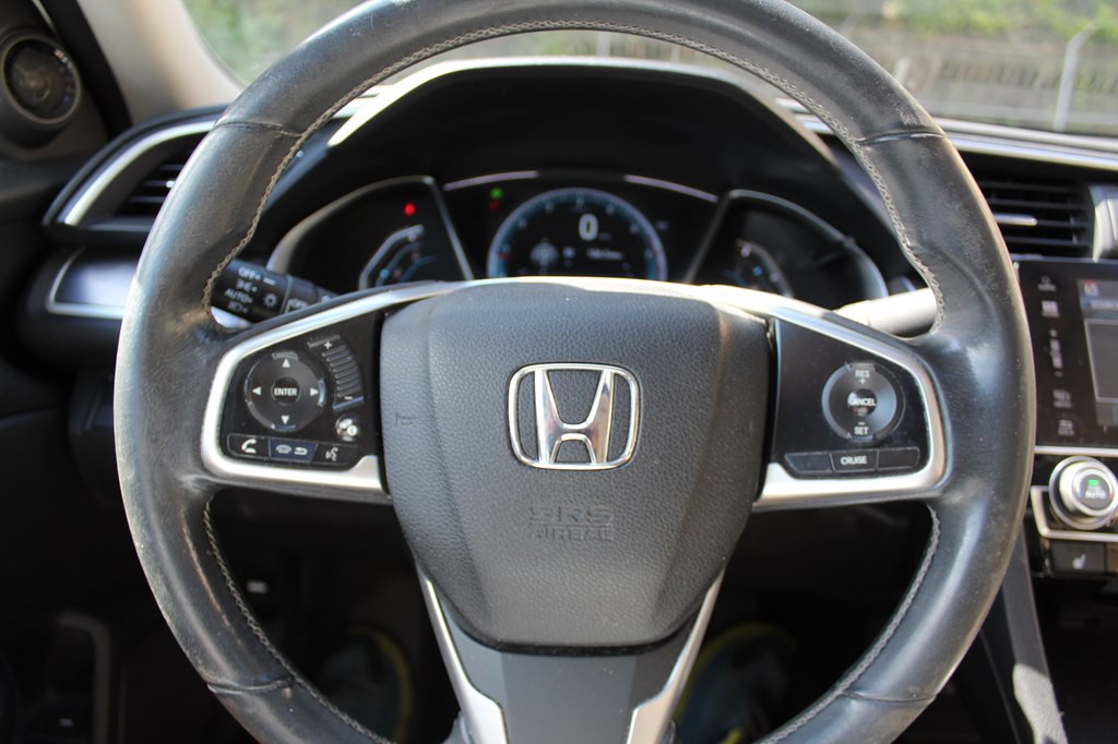 2017 Honda Civic Image 34