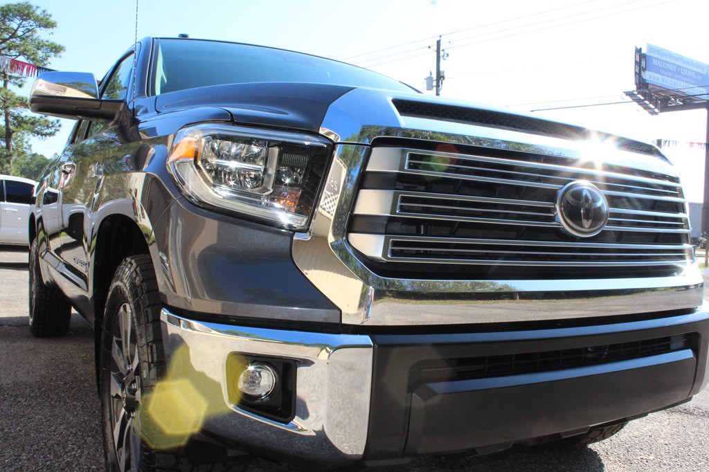 2019 Toyota Tundra Image 2