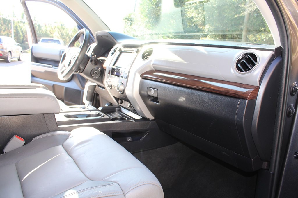 2019 Toyota Tundra Image 25