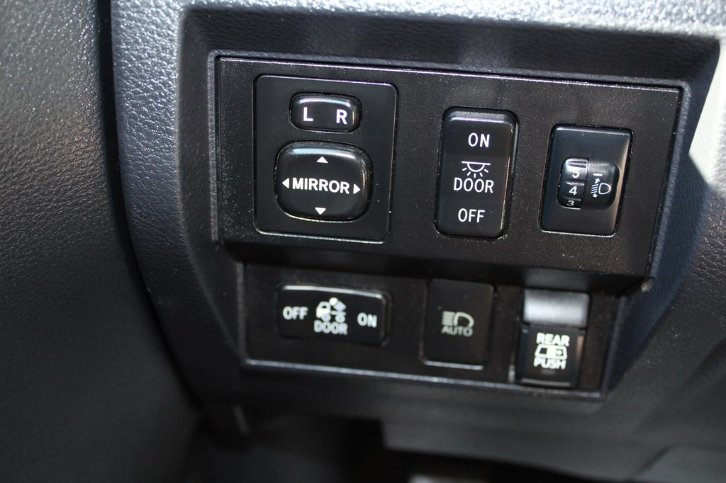 2019 Toyota Tundra Image 34