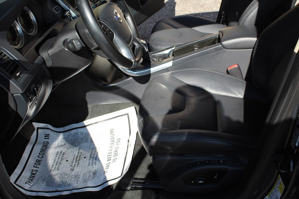 2013 Volvo XC60 Image 23