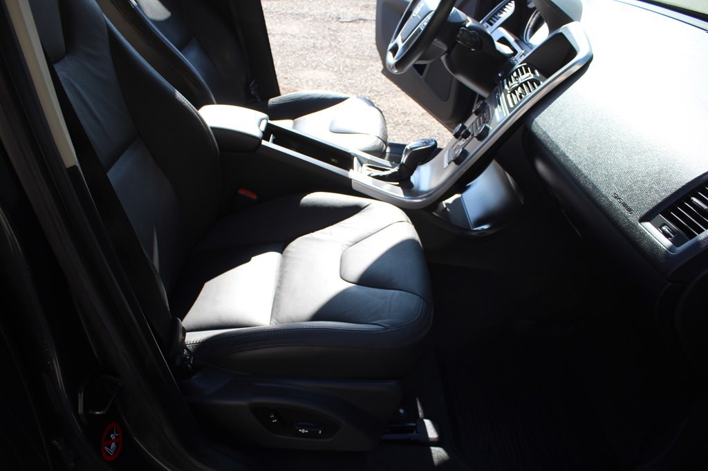 2013 Volvo XC60 Image 26