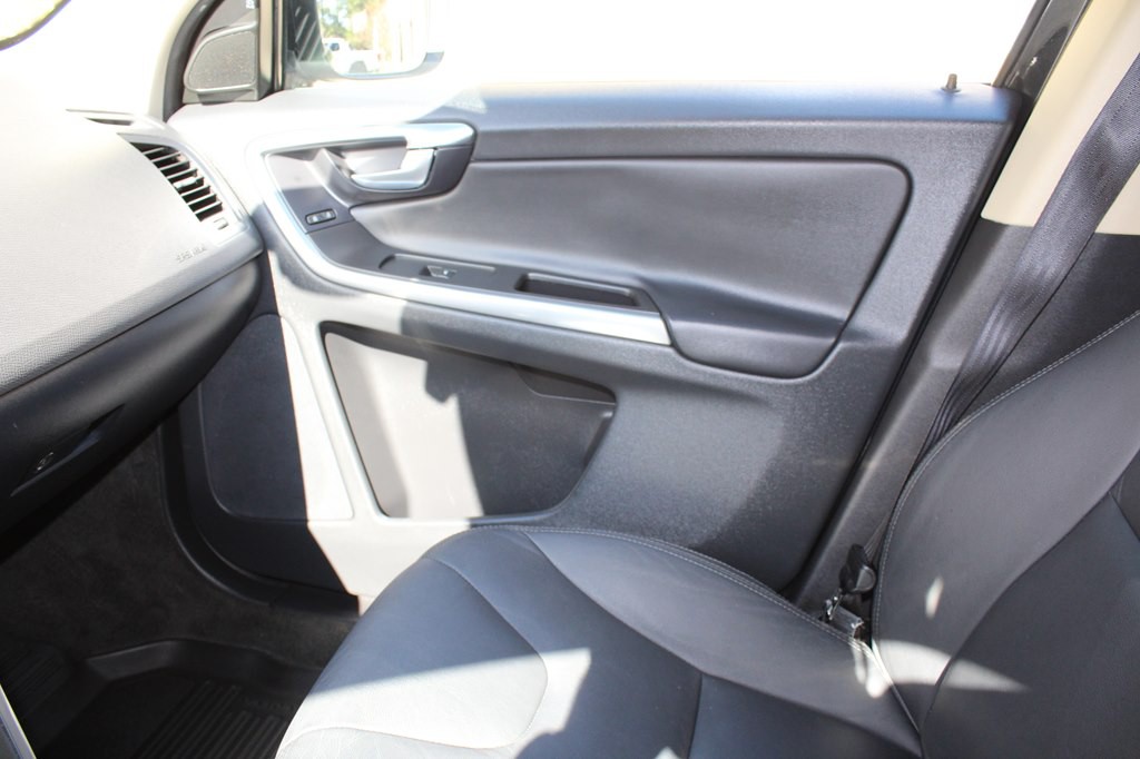 2013 Volvo XC60 Image 44