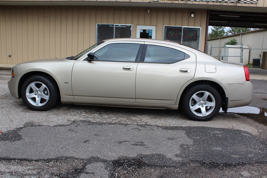 2009 Dodge Charger Image 4