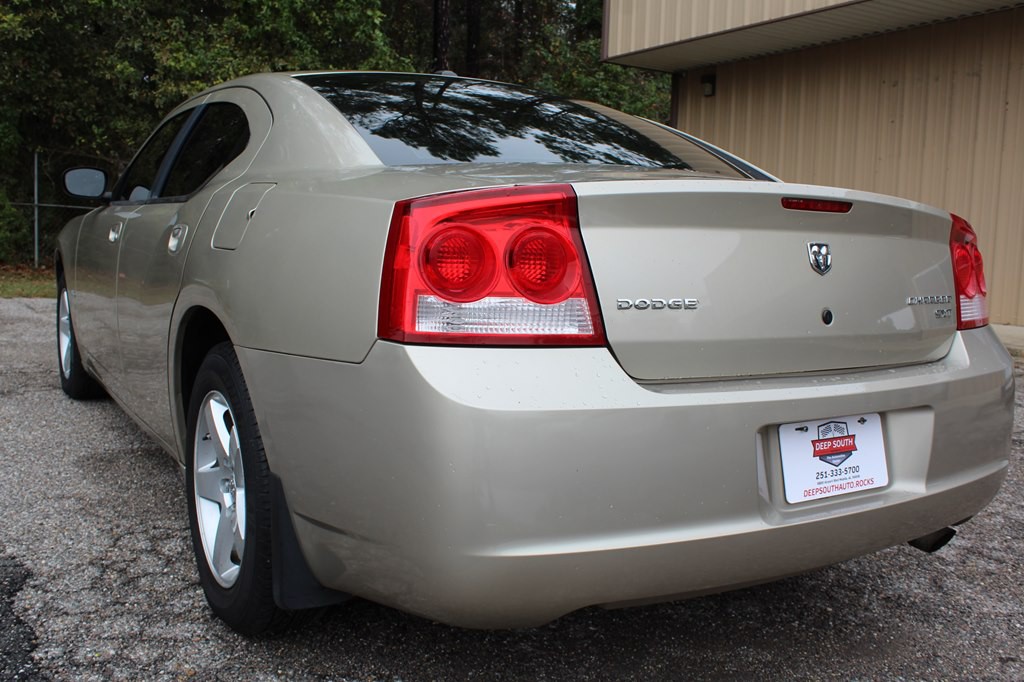 2009 Dodge Charger Image 17