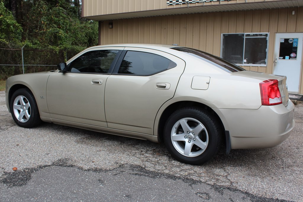2009 Dodge Charger Image 18