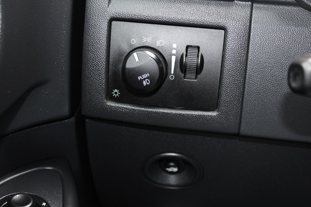 2009 Dodge Charger Image 38