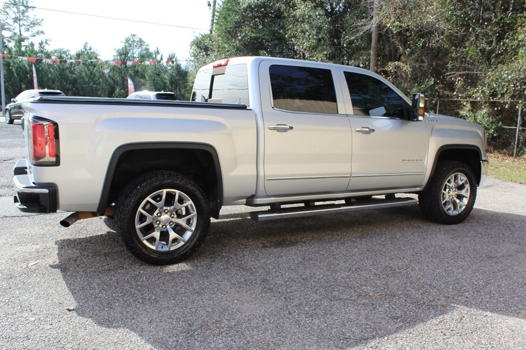 2017 GMC Sierra Image 14