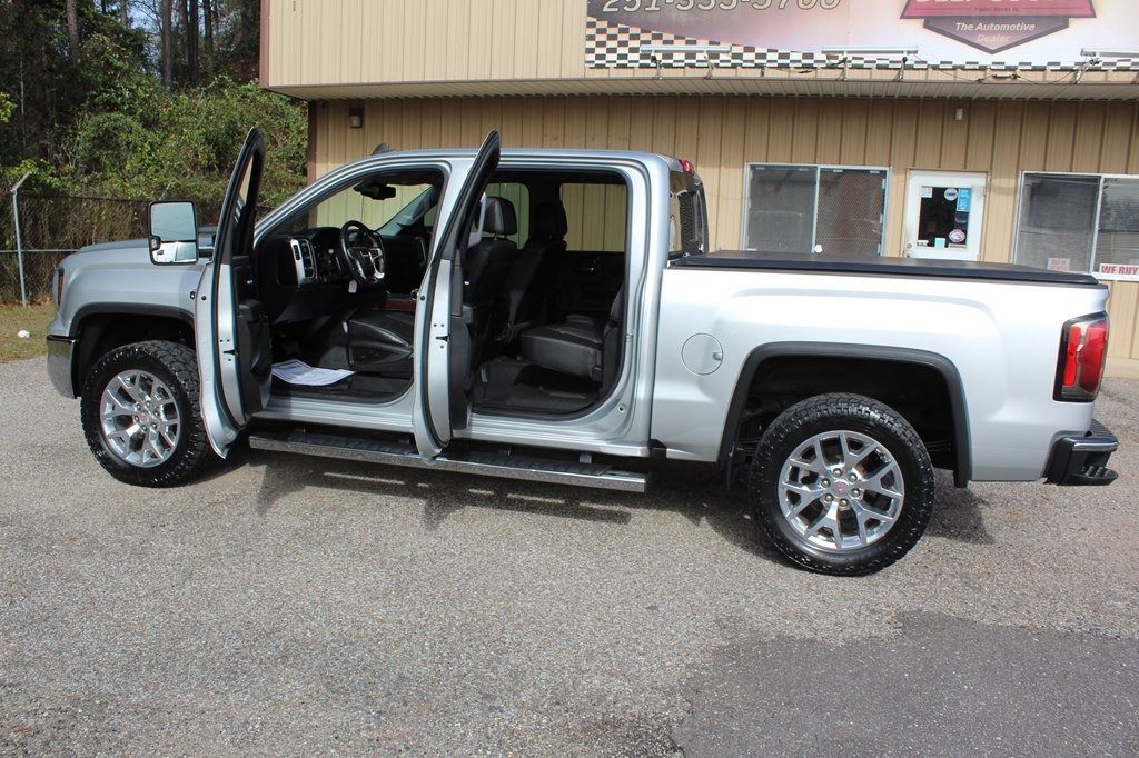2017 GMC Sierra Image 21
