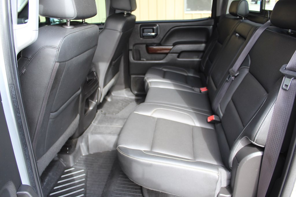 2017 GMC Sierra Image 32