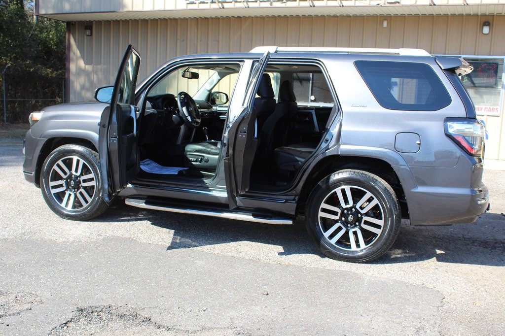 2016 Toyota 4Runner Image 20